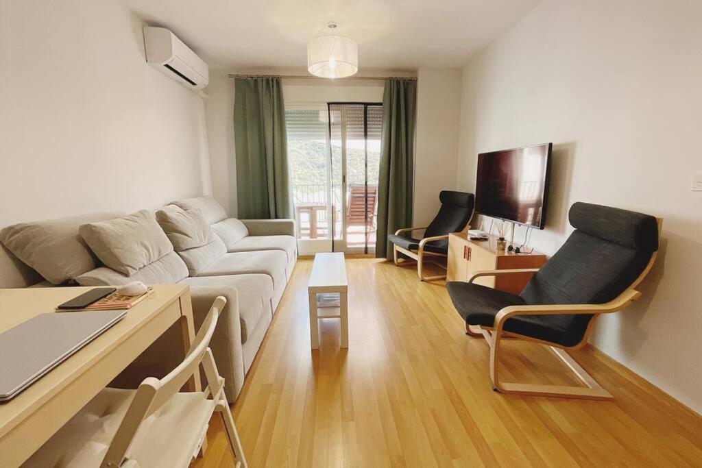 Balcon Hacia La Montana Apartment เกวคาร์-เซียร์รา ภายนอก รูปภาพ